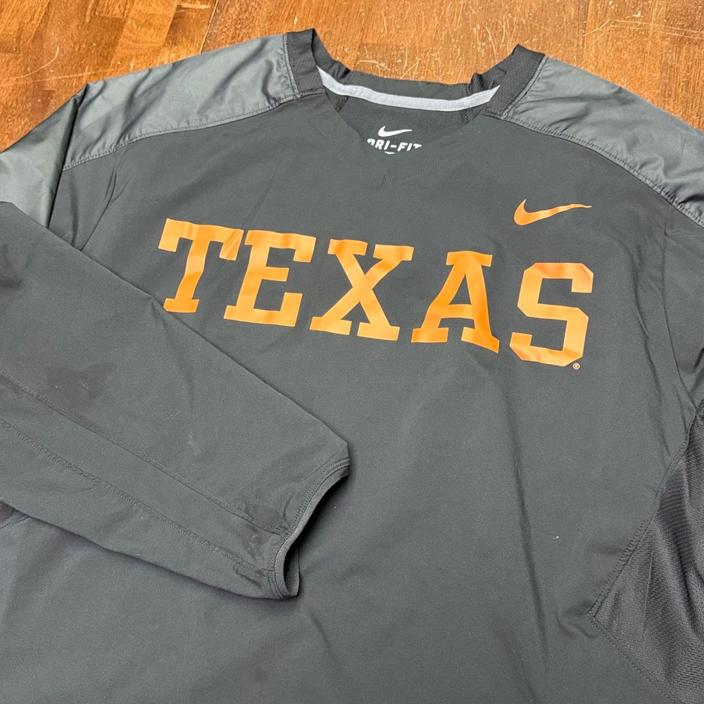 Nike Texas Longhorns Pullover Men Large Black Dri-FIT VNeck Windshirt 26681X-TX4